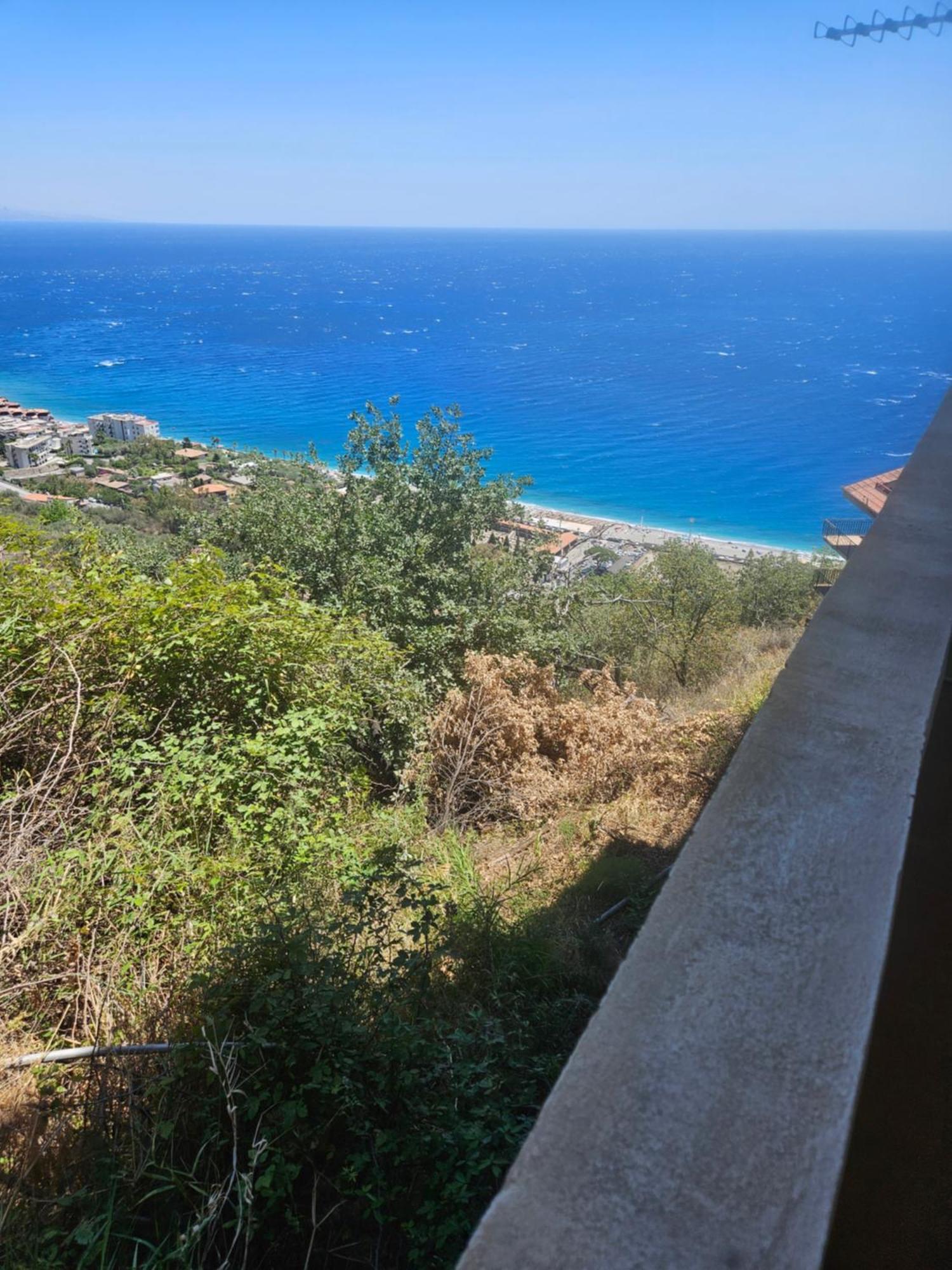 Nuova Casa Giulia Apartment Letojanni Exterior foto